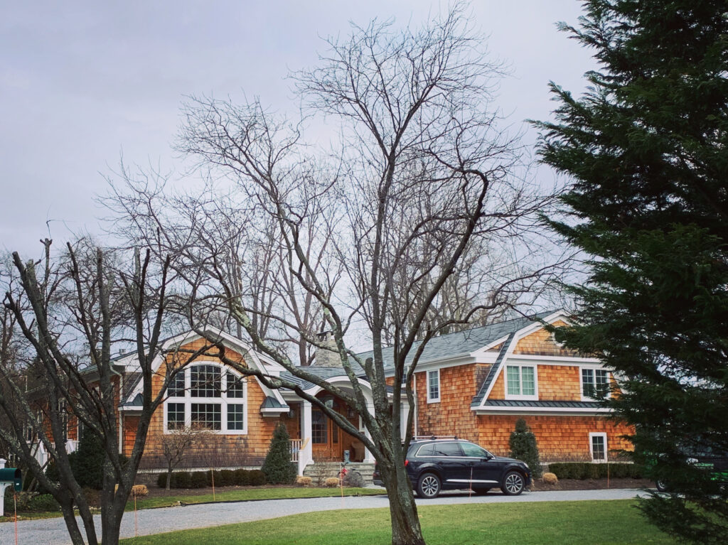 Rumson, NJ,
shingle style house